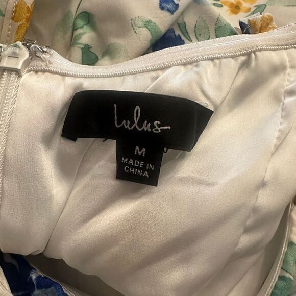 New! Lulus Bow Figure Ivory Floral Bow Back Mini Dress a Sz M - Picture 4 of 6